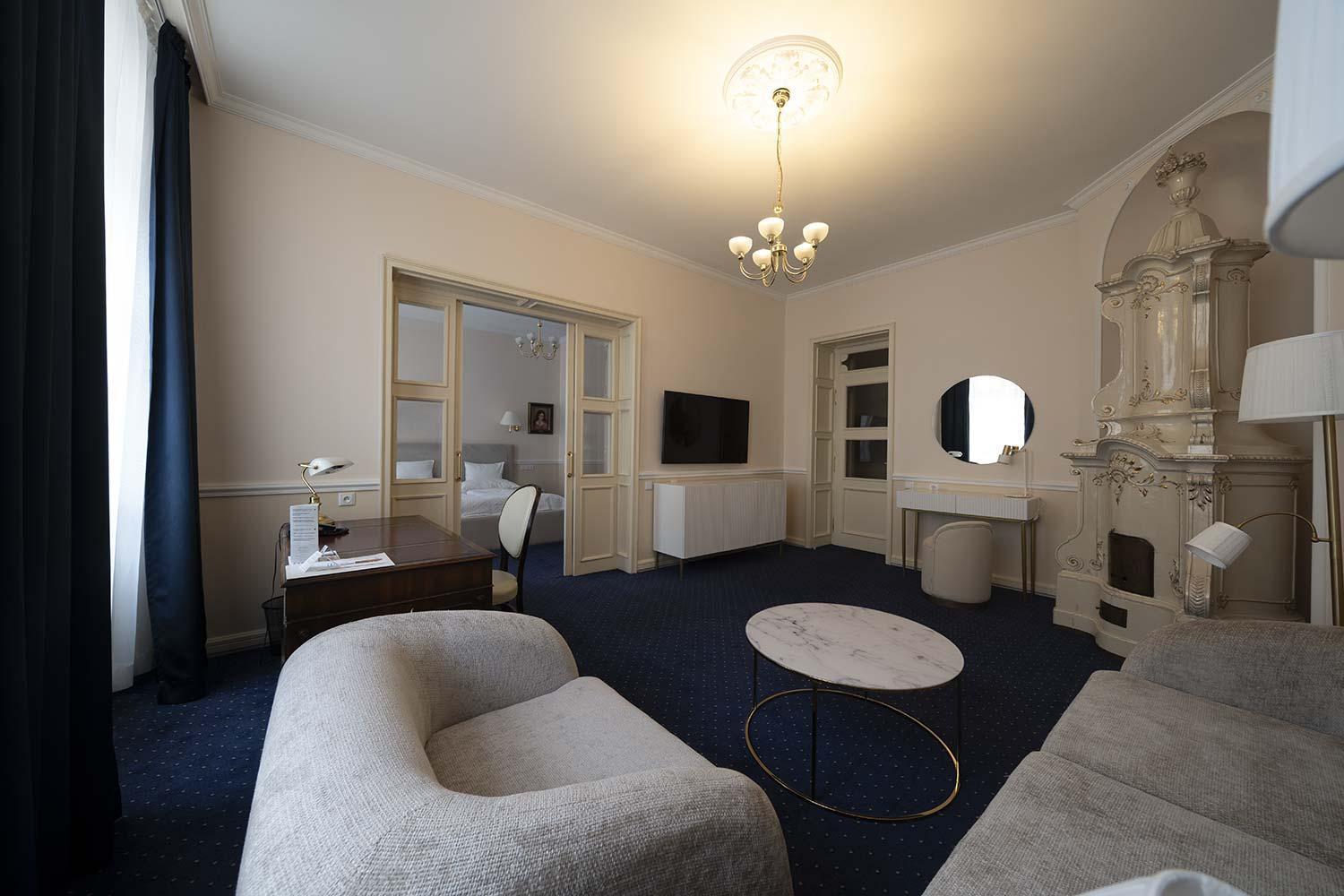Hotel Embassy Karlovy Vary Dış mekan fotoğraf