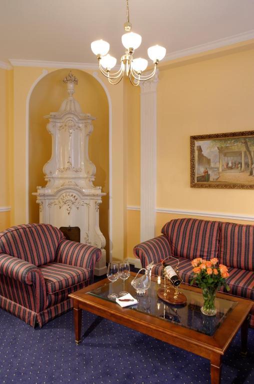 Hotel Embassy Karlovy Vary Dış mekan fotoğraf